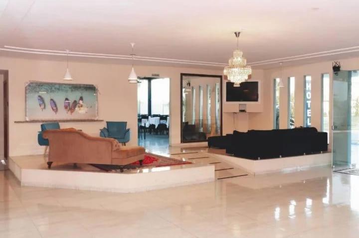 Gran Hotel Residence Jacarezinho Exterior photo